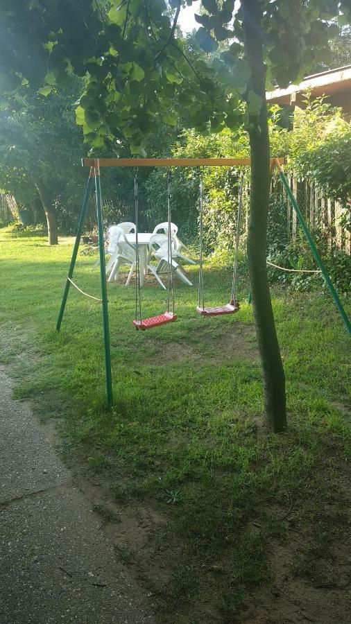 Family Holiday Apartman Nyíregyháza エクステリア 写真